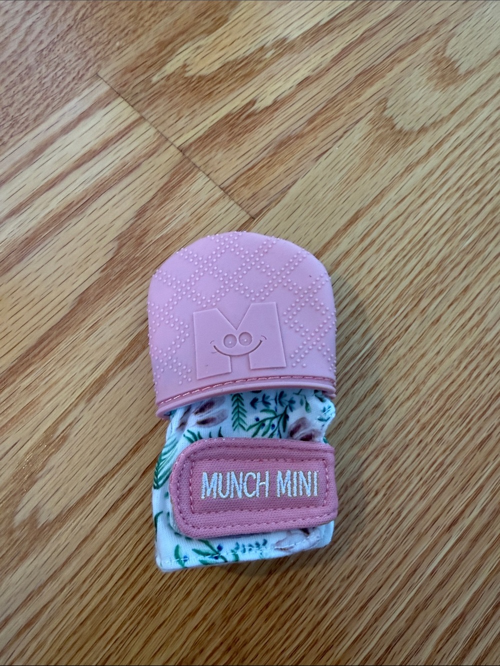 Munchkin Pink Baby Teether Mitt